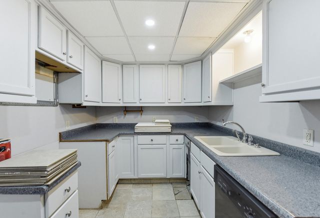 424 N 1ST Street, Council Bluffs, IA 51503