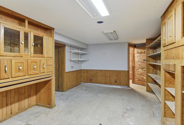 424 N 1ST Street, Council Bluffs, IA 51503