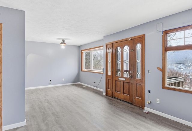 424 N 1ST Street, Council Bluffs, IA 51503