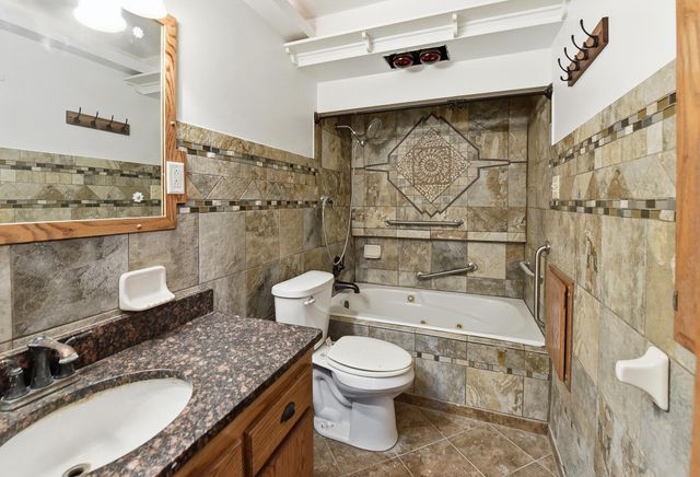 424 N 1ST Street, Council Bluffs, IA 51503