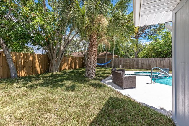 7203 14TH AVENUE NW, Bradenton, FL 34209
