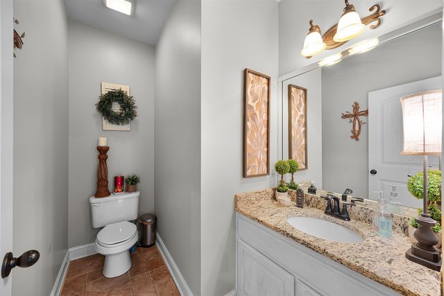 140 LEGENDS DR, Counce, TN 38326