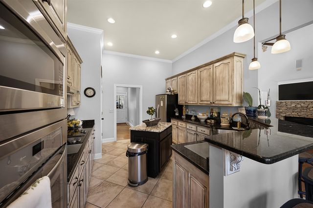 140 LEGENDS DR, Counce, TN 38326