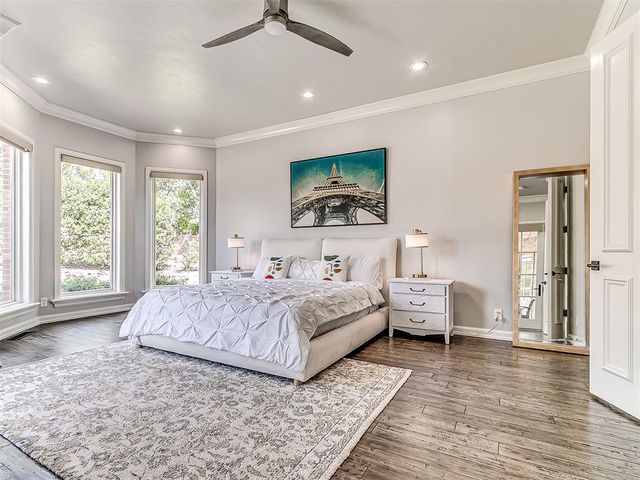18601 Wolf Creek Drive, Edmond, OK 73012