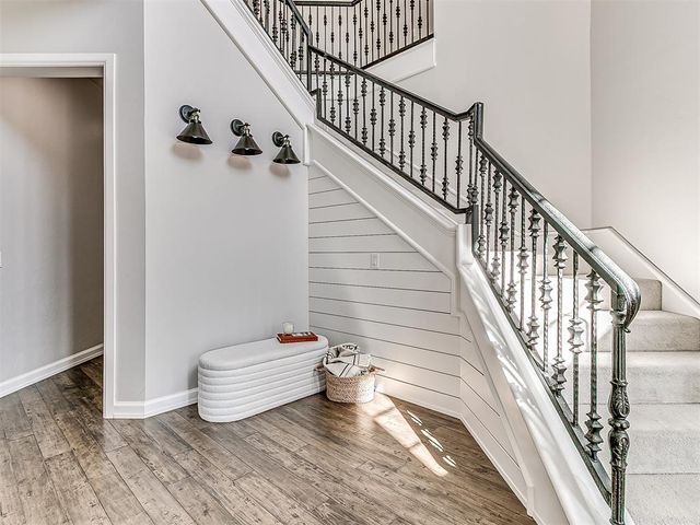 18601 Wolf Creek Drive, Edmond, OK 73012