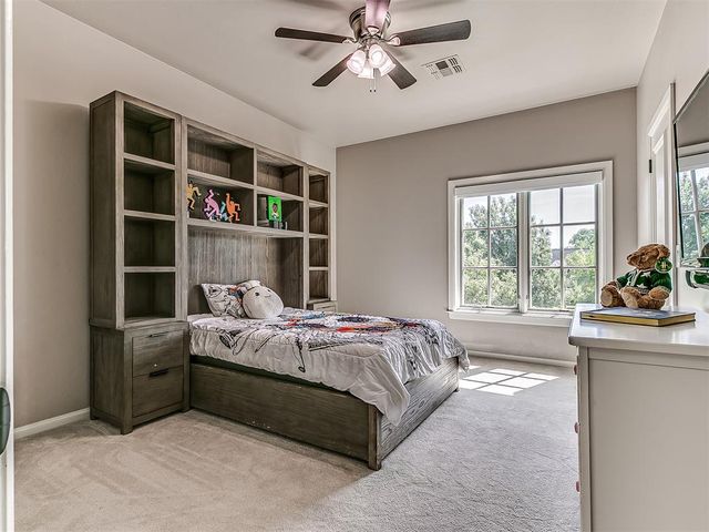 18601 Wolf Creek Drive, Edmond, OK 73012
