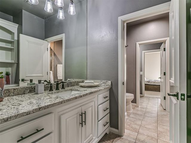18601 Wolf Creek Drive, Edmond, OK 73012