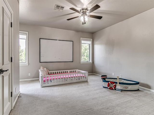 18601 Wolf Creek Drive, Edmond, OK 73012