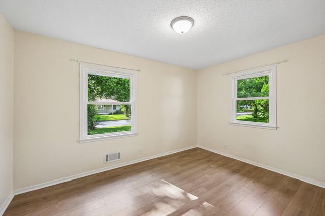 11341 Palm Street NW, Coon Rapids, MN 55448