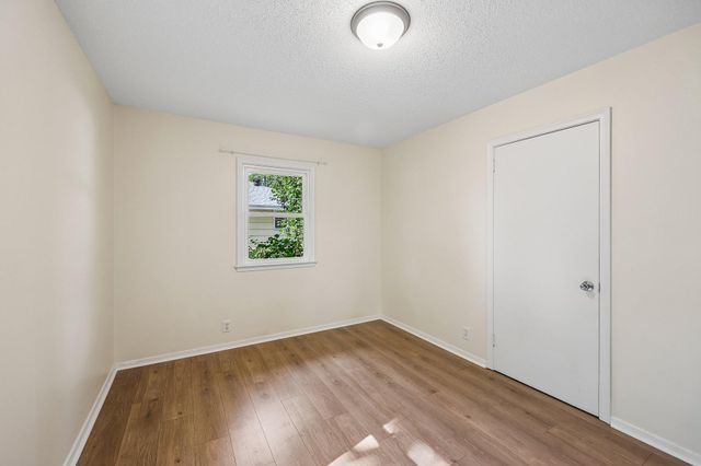 11341 Palm Street NW, Coon Rapids, MN 55448