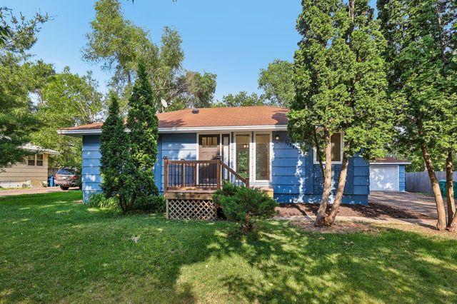 11341 Palm Street NW, Coon Rapids, MN 55448