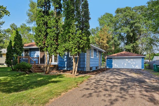 11341 Palm Street NW, Coon Rapids, MN 55448