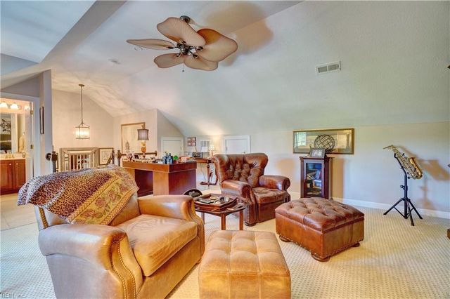 2022 Soundings Crescent CT, Suffolk, VA 23435