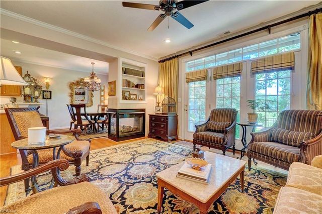 2022 Soundings Crescent CT, Suffolk, VA 23435