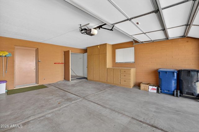 4211 E CRESCENT Avenue, Mesa, AZ 85206