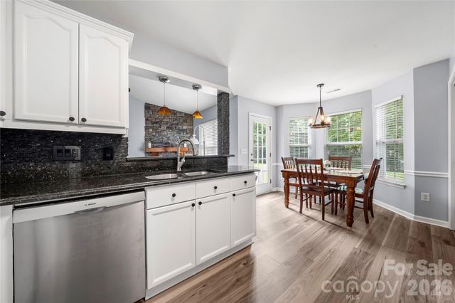 12716 Cumberland Crest Drive, Huntersville, NC 28078