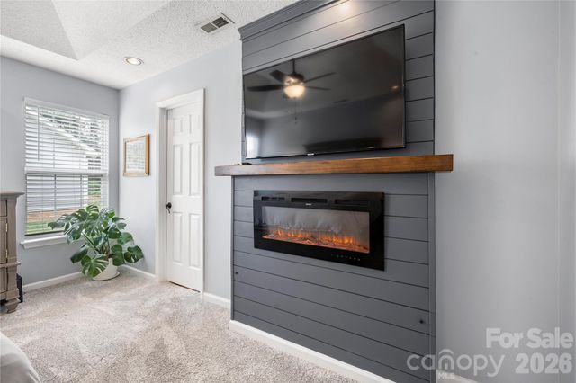 12716 Cumberland Crest Drive, Huntersville, NC 28078