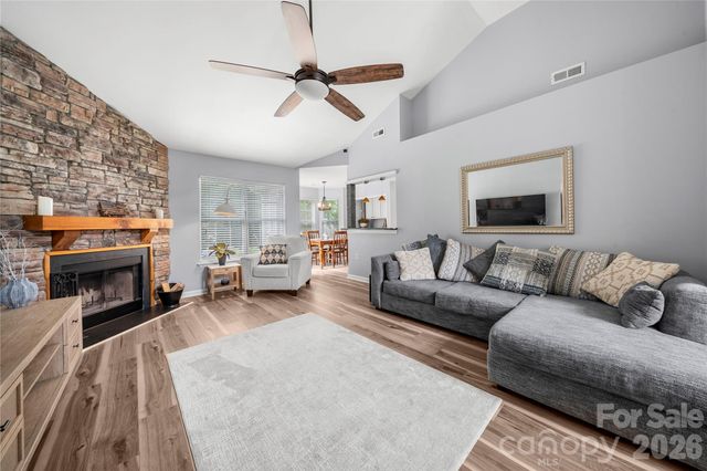 12716 Cumberland Crest Drive, Huntersville, NC 28078