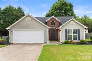 12716 Cumberland Crest Drive, Huntersville, NC 28078