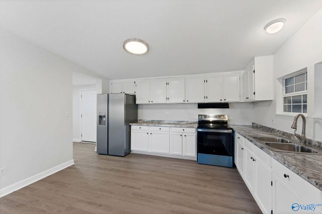 1601 COOK Creek Road, Russellville, AL 35654