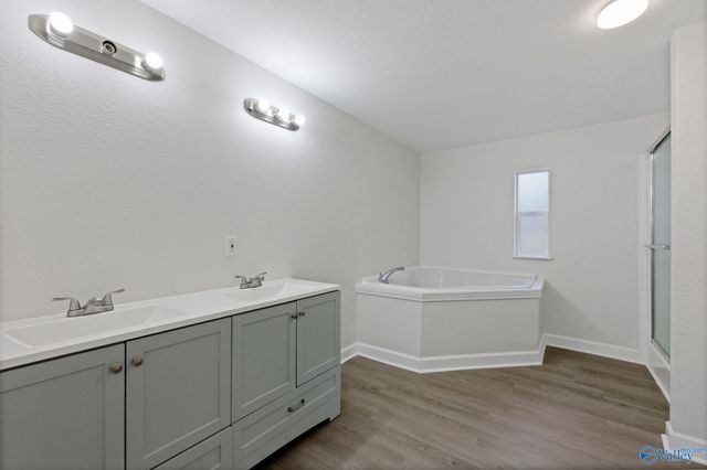 1601 COOK Creek Road, Russellville, AL 35654