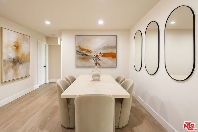 9425 Gierson Avenue, Chatsworth (los Angeles), CA 91311