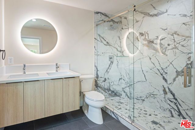 9425 Gierson Avenue, Chatsworth (los Angeles), CA 91311