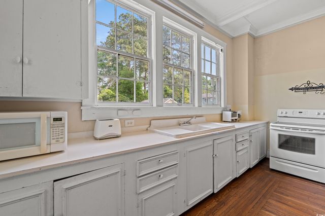 304 N Main St., Mullins, SC 29574
