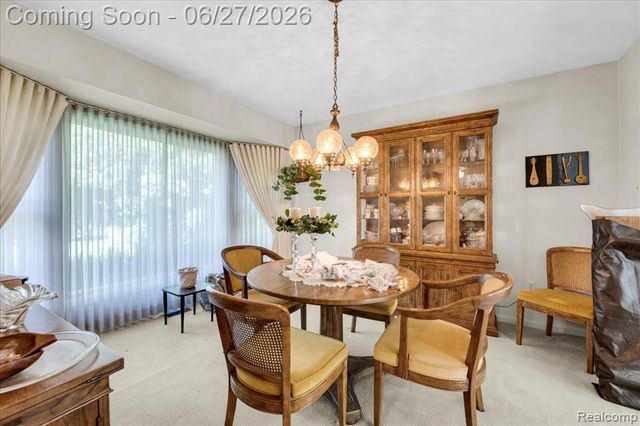18535 Mayfield Street, Livonia, MI 48152