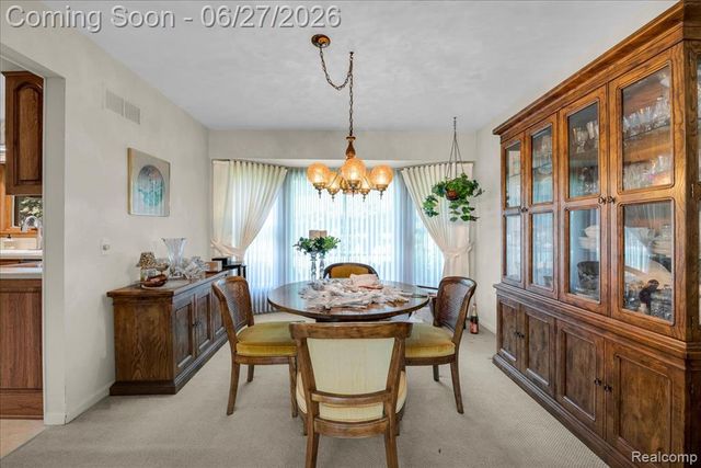 18535 Mayfield Street, Livonia, MI 48152
