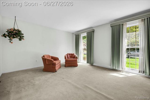 18535 Mayfield Street, Livonia, MI 48152