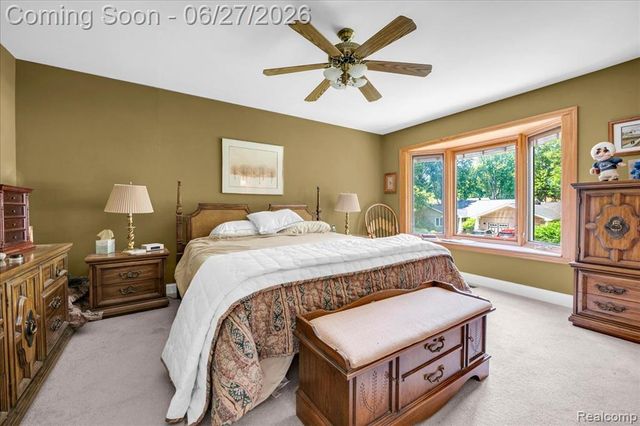 18535 Mayfield Street, Livonia, MI 48152