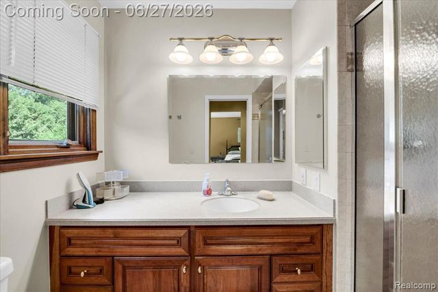 18535 Mayfield Street, Livonia, MI 48152