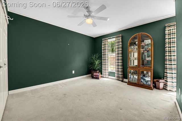18535 Mayfield Street, Livonia, MI 48152
