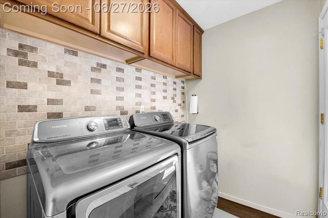 18535 Mayfield Street, Livonia, MI 48152