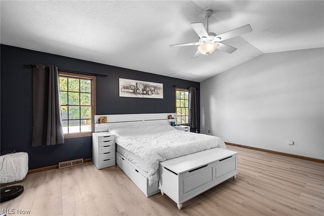 509 William, Lagrange, OH 44050