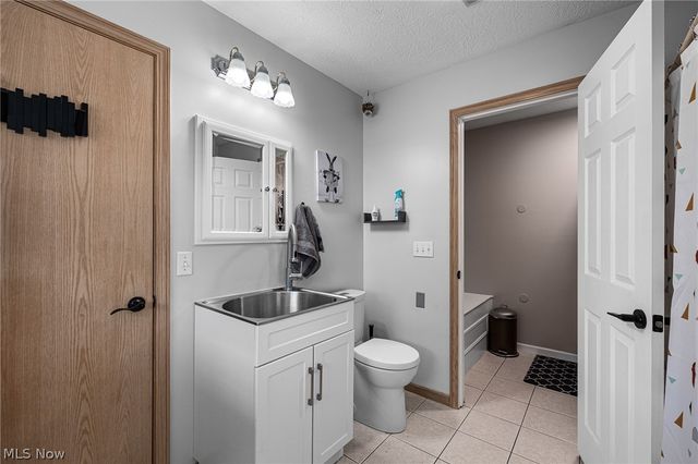 509 William, Lagrange, OH 44050