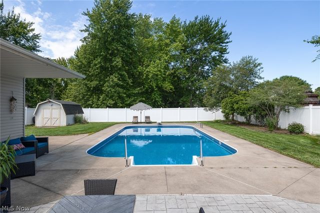 509 William, Lagrange, OH 44050