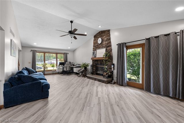 509 William, Lagrange, OH 44050