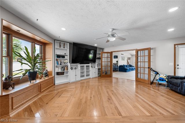 509 William, Lagrange, OH 44050