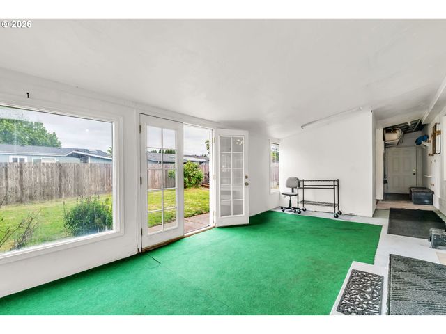2333 N TERRY St 6, Eugene, OR 97402