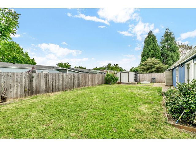 2333 N TERRY St 6, Eugene, OR 97402