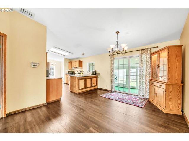 2333 N TERRY St 6, Eugene, OR 97402