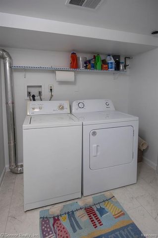 105 Gratiot Boulevard, Marysville, MI 48040