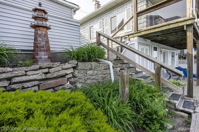 105 Gratiot Boulevard, Marysville, MI 48040