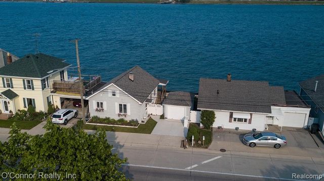 105 Gratiot Boulevard, Marysville, MI 48040