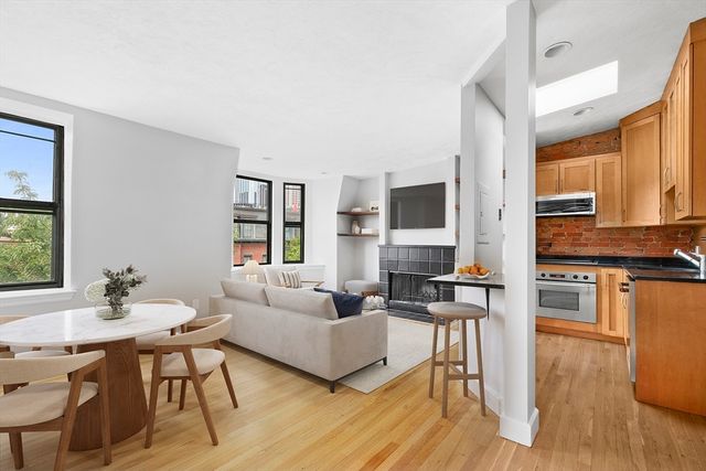 79 Dartmouth Street 4, Boston, MA 02116