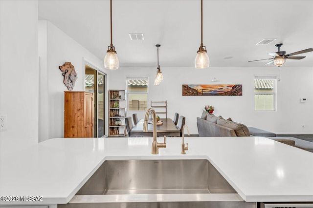 847 W Calle Calca, Sahuarita, AZ 85629