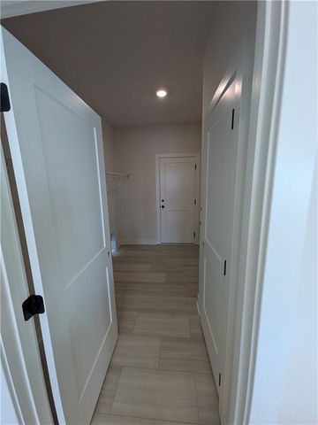 20770 W 188th Terrace, Spring Hill, KS 66083