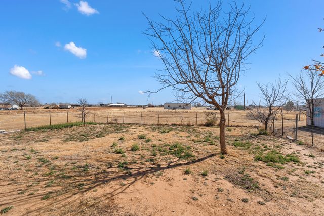 17005 County Road 2220, Lubbock, TX 79423